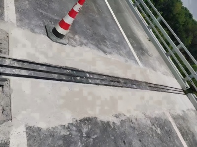 红岗伸缩缝更换后浇筑材料快速结构修补料速砼的产品特点及施工流程​